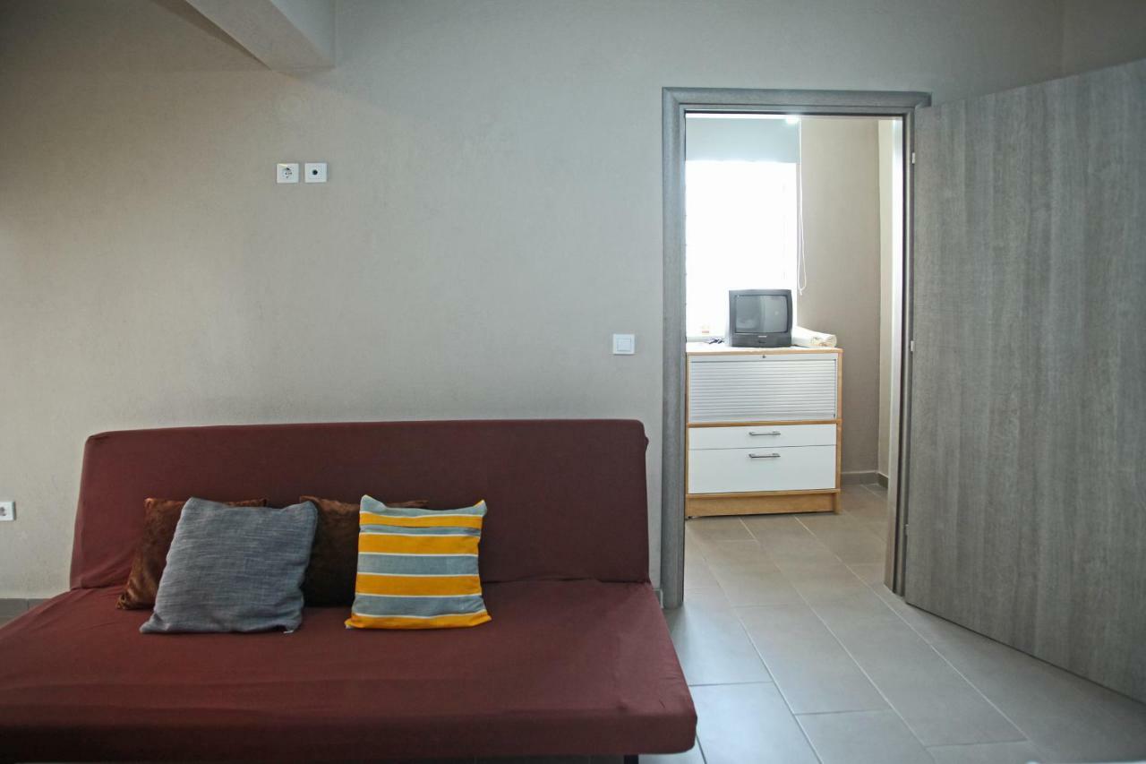 See To Sea Apartments Paralia Dionysiou Exterior foto