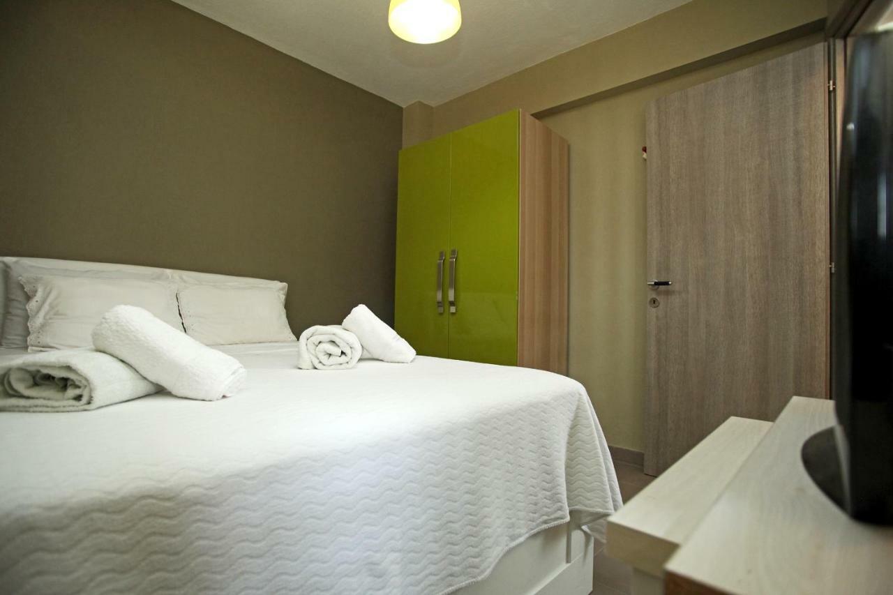 See To Sea Apartments Paralia Dionysiou Exterior foto