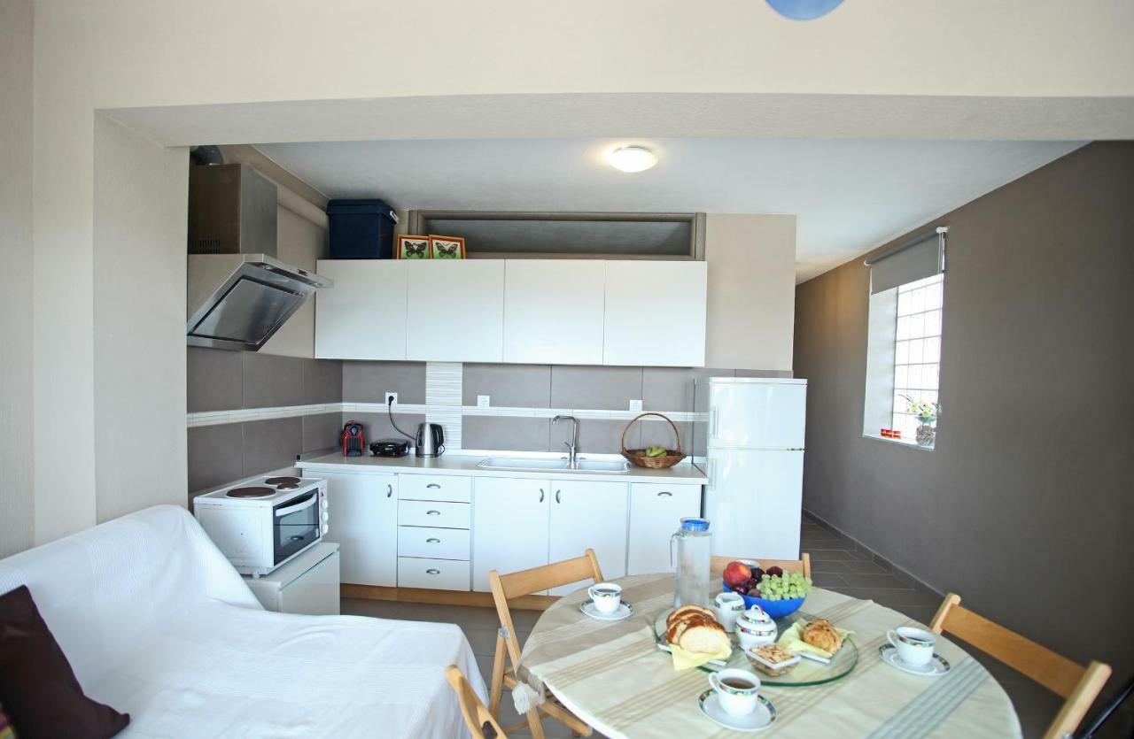 See To Sea Apartments Paralia Dionysiou Exterior foto