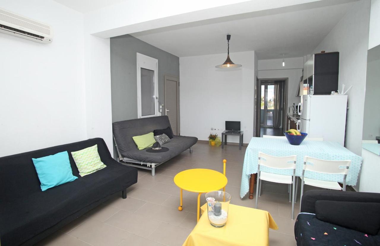 See To Sea Apartments Paralia Dionysiou Exterior foto